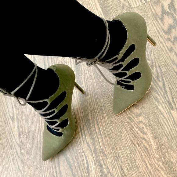 Steve Madden Heels Size 6 - Picture 2 of 4